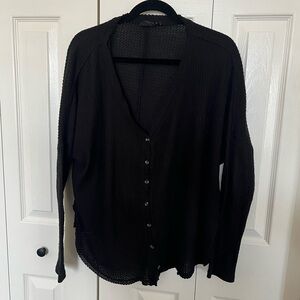 URBAN OUTFITTTERS BLACK LONG SLEEVE